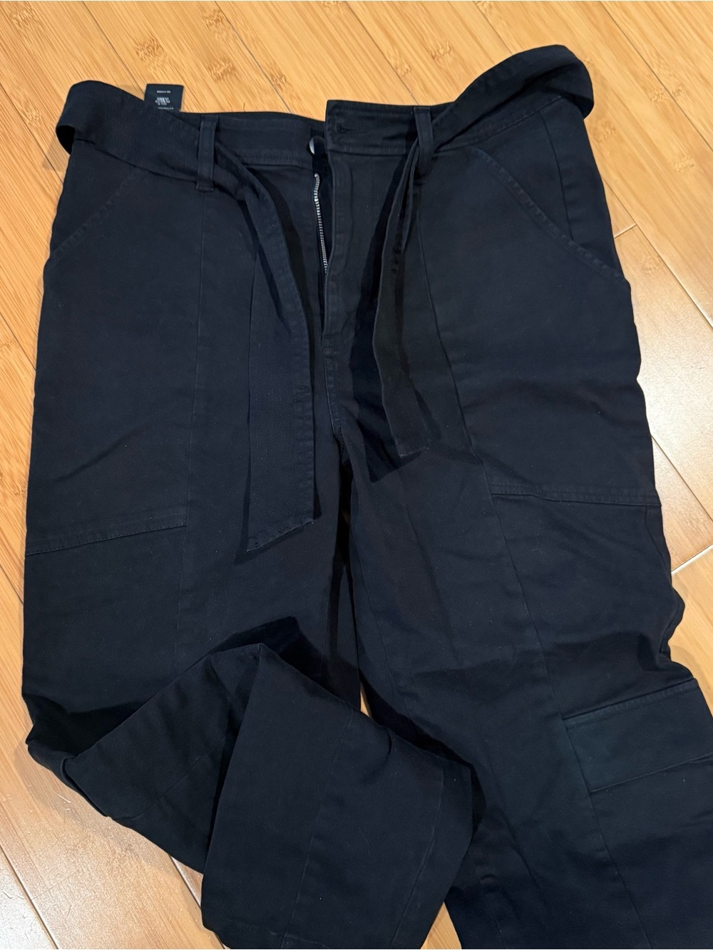 J Brand Women’s Navy Cargo Ankle Pant with waist tie